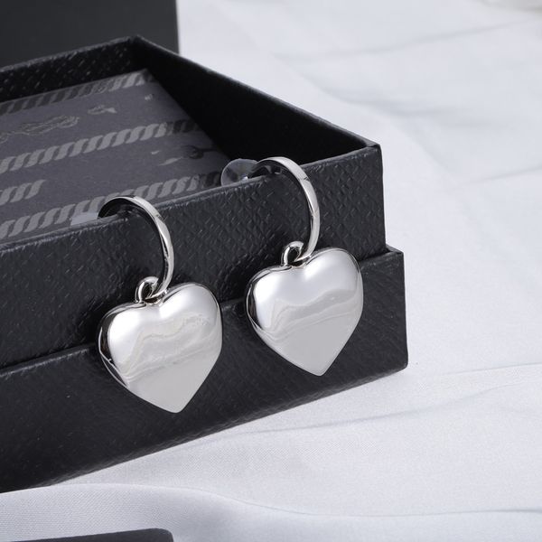 

23 designer stud earring gold drop earring for woman 995 silver heart stud gold plated solid color alphabet earrings, Golden;silver