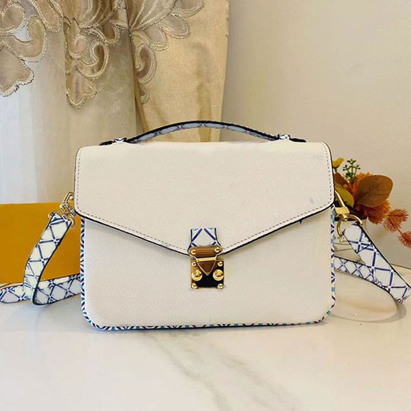 

luxurys designers bags messenger bag pochette handbags crossbody underarm shoulder shopping flap designer handbag purse hobo women pouch rem