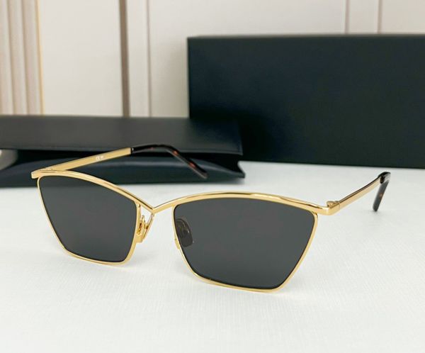

fashion trendy designer 637 mens women sunglasses classic unique metal square shape glasses outdoor simple versatile style uv protection com, White;black
