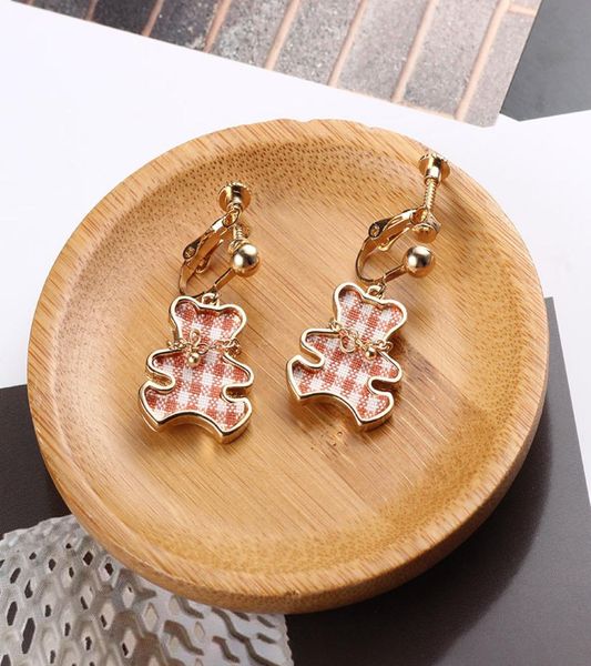 

cute bear on earrings women red dangle clip earring non piercing girls plaid cloth animal simple earings for woman2733636, Silver