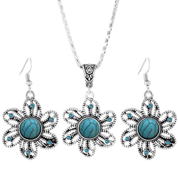 

vintage hollow sunflower pendant necklace and earring for women fashion retro bohemian crystal jewelry set beach party jewelry, Silver