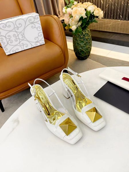 

2023 new sandals designer high heels black white women pointed sandal fashion luxury dress shoes vintage wedding party casual shoes with box