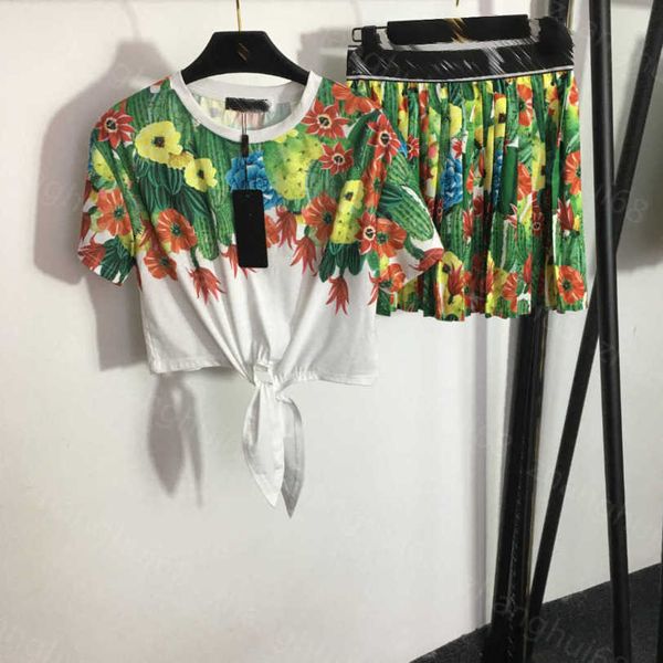 

23ss skirt set womens designer clothing cactus flower print strap waist short crop short sleeve t-shirt webbed high waist pleated short skir, White