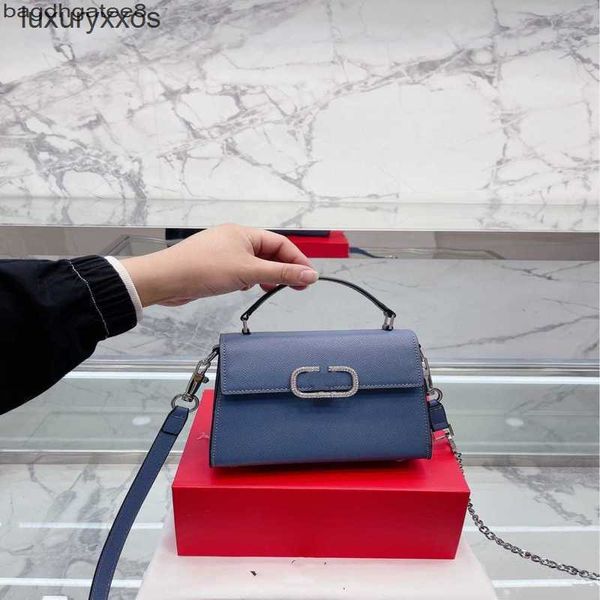 

22 designer bag lady purse bags valentiino 2023 autumn and winter mini exquisite diamond v hardware lock postman portable shoulder messenger