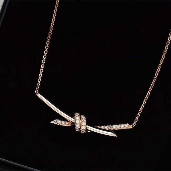 

internet celebrity v gold new tiffayffay knot necklace cnc exquisite sculpture thick plated 18k rose bow high set collar chain, Black