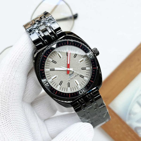 

luxury design men's quartz full function watch 0704-111, Slivery;brown