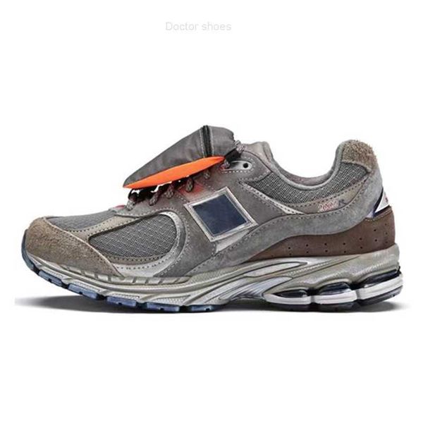 

nb 2002r running shoes off women mens 2002 r black white incense protection pack rain cloud mirage grey phantom sea salt peace be the size 1