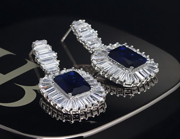 

anti allergy brilliant rectangle clear and sapphire blue cz diamond luxury dangle earrings3035726, Silver