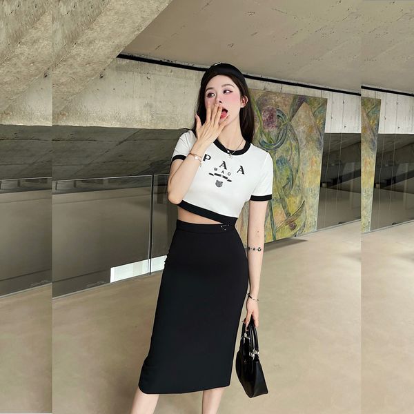

two piece dress designer luxury women's tracksuits suit fashion sweater with fabric classic letter short skirt tracksuit t-shirt sweats, White