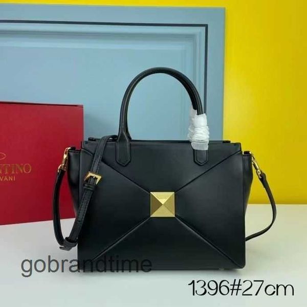 

handbag designer women stud shoulder bags fashion classic women's fashionable valentino crossbody 8s1m