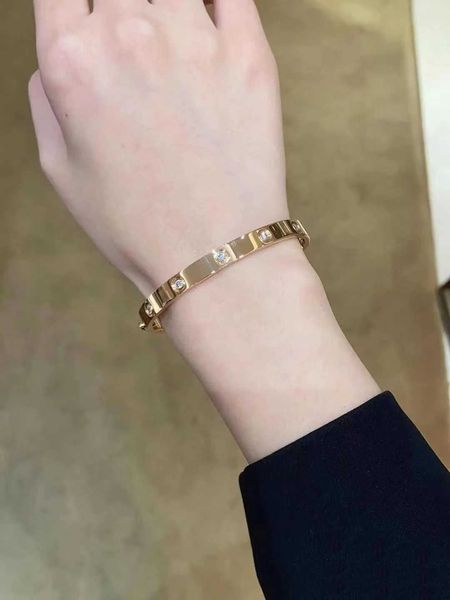 

designer new 18k rose gold bracelet love classic men's and women's diamond set wide narrow white au750 couple v light luxury 8p21, Black