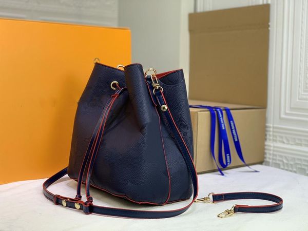 

genuine leather handbag backpack bucket totes famous drawstring handbags crossbody purse designer messenger bag