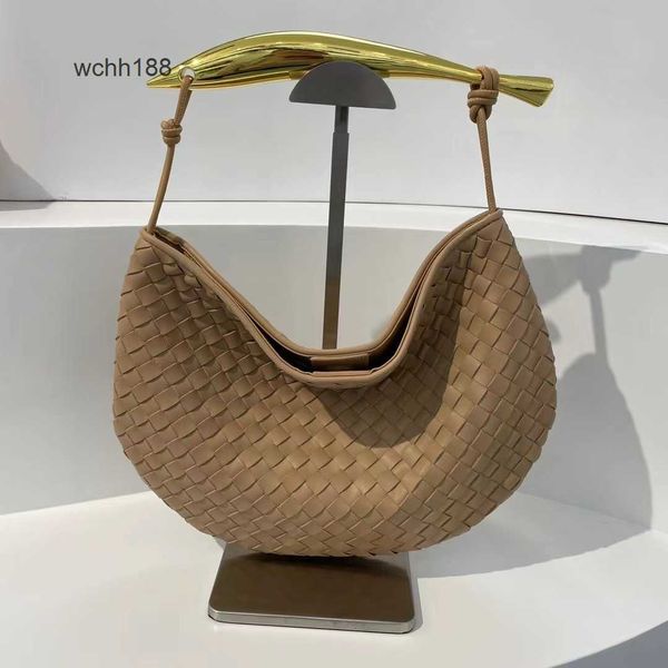 

bags sardine shoulder 2023 designer venetas spring cowhide women's bag large woven one girl bottegas crossbody handbag 30x5