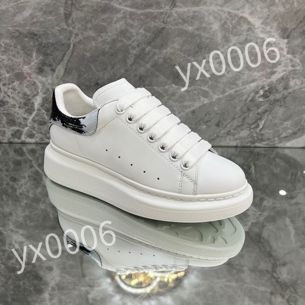 

2023 new luxurys designers shoes white black men women fashion retro trainers outdoor sports sneakers hiking shoe