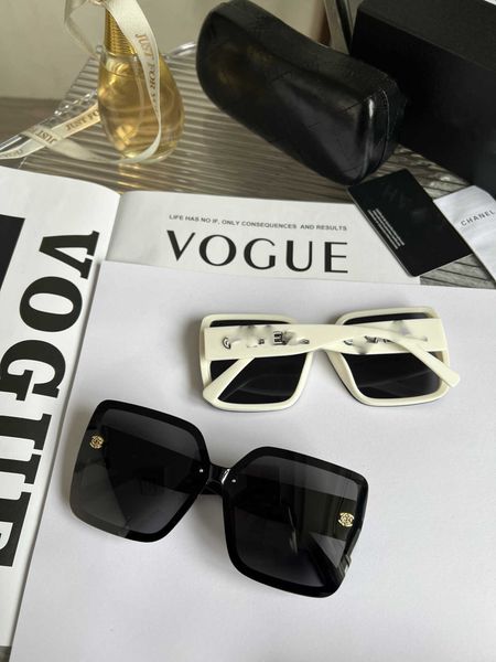 

wholesale of sunglasses dafang frame mountain camellia small fragrant style women's wide legs letter fashion anti uv sunglasses, White;black