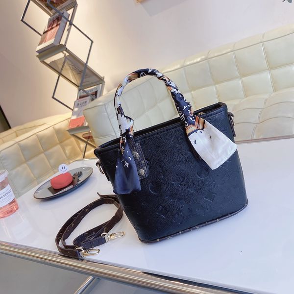 

designer bag for woman leather beach black khaki the tote bag 21*18 cm handbags womens crossboby wallet handbag pvc designer bags brown pink