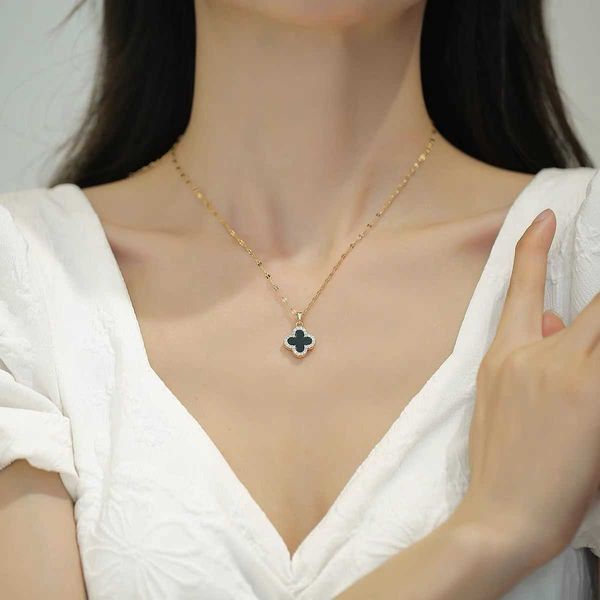 

van clover necklace designer black and white four-leaf clover necklace light luxury women's fashion versatile pendant chain gift, Silver