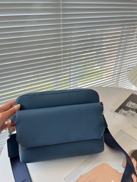 

men's bag 2023 new crossbody bag one shoulder messenger bag