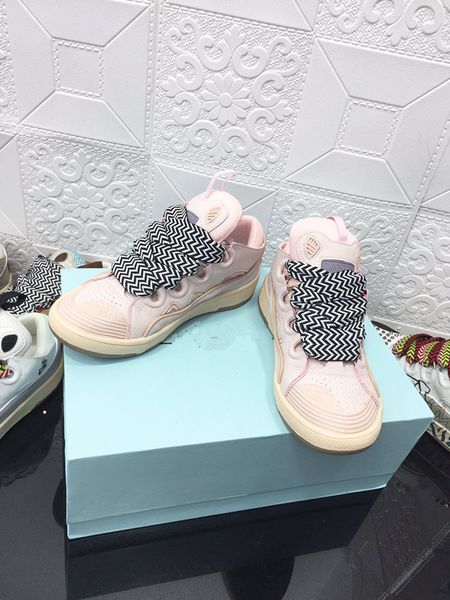 

designer woman shoe leather lace up men fashion platform oversized sneakers white black mens womens luxury velvet suede casual 0623