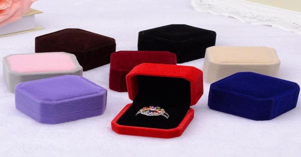 

2017 new fashion 10 color square velvet jewelry box red gadget box necklace ring earrings box j0154529012, Black;white
