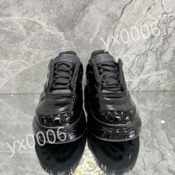 

2023 fashion men and womens arrow hiking shoes couple walking sports mens brand-name sneakers ladies non-slip soles skate shoe, Black