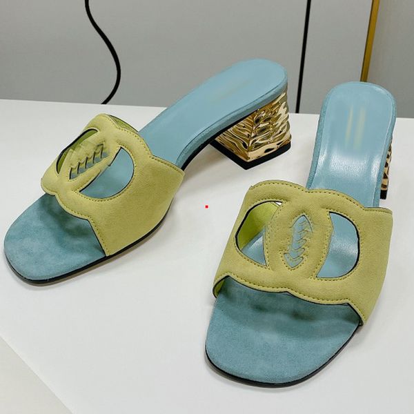 

2023 fashion designer slippers women sliders foam runners pure sandals resin runners sliders 35-40 with box -552, Black