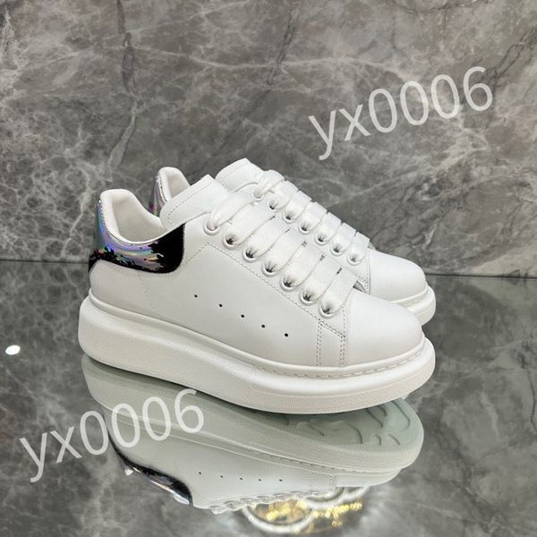 

luxury designers shoes white black men women fashion retro trainers outdoor sports sneakers hiking shoe