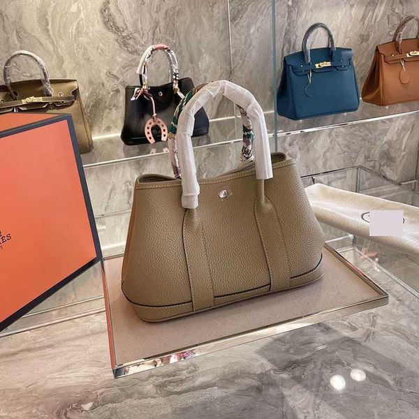 

factory wholesale designer h ormes totes handbags family h women's bag garden leather cowhide handbag large capacity outgoing tote luxu