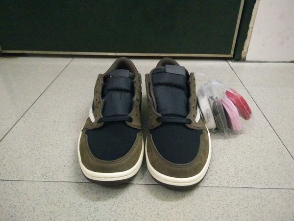 

ts travis sp low jumpman 1s basketball shoes sneakers have large size 12-13 with double box cq4277-001, Black