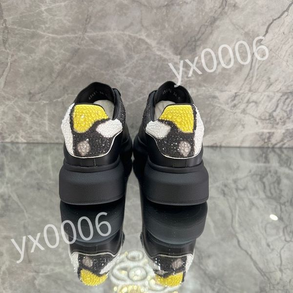 

2023 luxurys designer flat sneaker trainer casual shoes denim canvas leather white fashion platform mens womens sneakers 35-46, Black