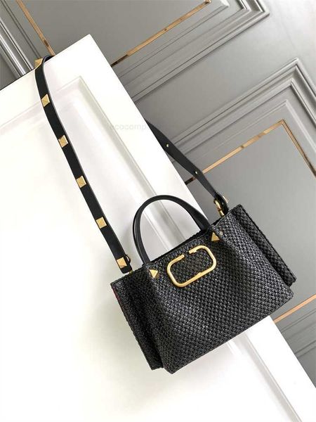 

designer outdoor lafite bag luxurys grass cowhide same simple woven leisure bag commuting loco bag tjq7