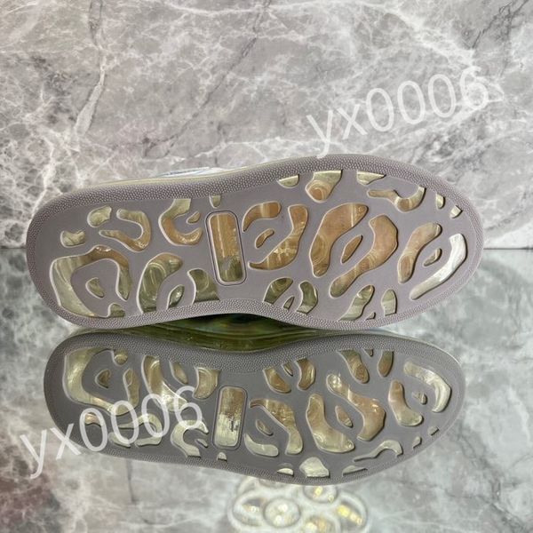 

new luxurys fashion men and womens arrow hiking shoes couple walking sports mens brand-name sneakers ladies non-slip soles skate shoes, Black