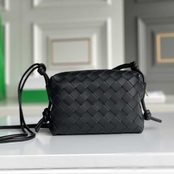 

designers bag veneta bottega new pure hand woven sheepskin small square bag underarm bag single shoulder crossbody bag handheld bag mobile p