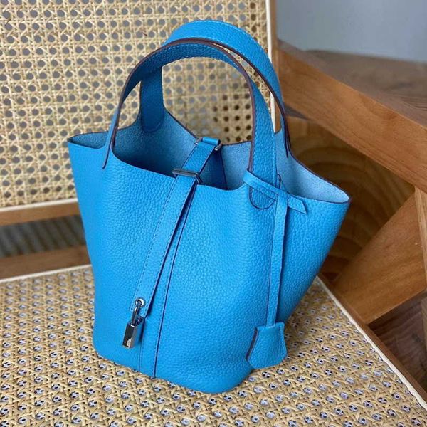 

wholesale designer h ormes totes handbags 2023 summer new h family tc first layer kraft vegetable basket women's bag leather bucket fas