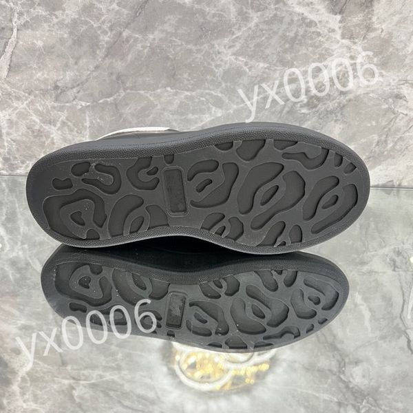 

new designers shoes white black men women fashion retro trainers outdoor sports sneakers hiking shoes