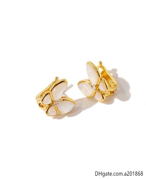 

exquisite gold and white shell butterfly earrings0123458071360, Golden;silver
