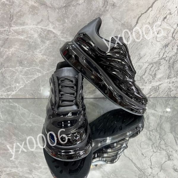 

2023 new fashion men and womens arrow hiking shoes couple walking sports mens brand-name sneakers ladies non-slip soles skate shoe, Black