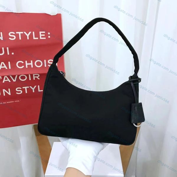 

luxurys designers hobo underarm bags man womens handbags 2000 nylon shoulder bags hip-hop 2005 cross body purse leather totes clutch bags wa