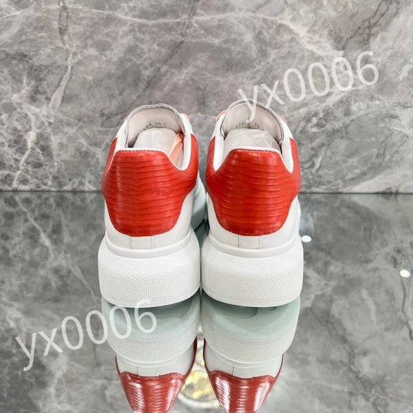 

2023 new designers shoes white black men women fashion retro trainers outdoor sports sneakers hiking shoe