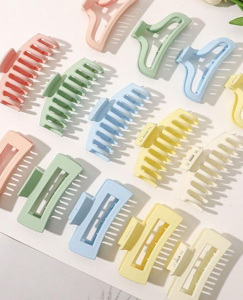 

2022 korean solid color large hair claw clips fashion matte hair claws hairpin women girls barrette hair accessories1132528, Golden;silver