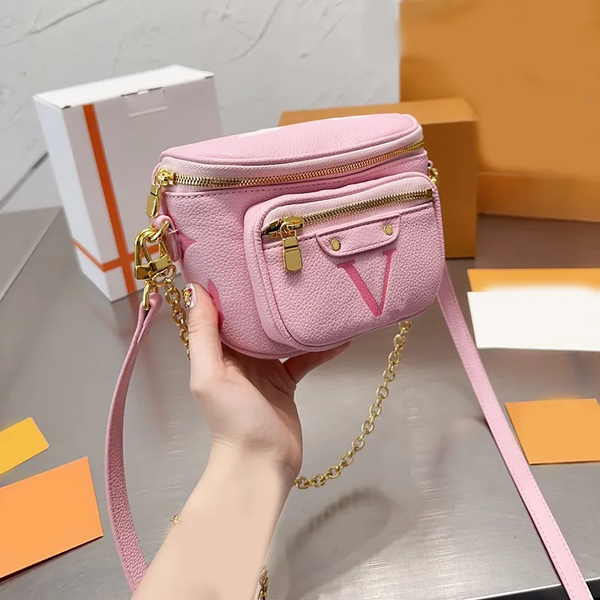 

designer flowers fanny pack pouch bumbag womens chest bum bags fashion chain shoulder bag mens leather waist bag canvas designers crossbody