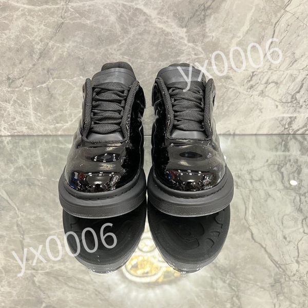 

2023 luxurys fashion sneakers platform sole shoes women men casual shoe brand iconic designer classic white style, Black