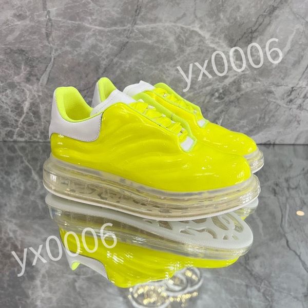

new luxury fashion men and womens arrow hiking shoes couple walking sports mens brand-name sneakers ladies non-slip soles skate shoes, Black