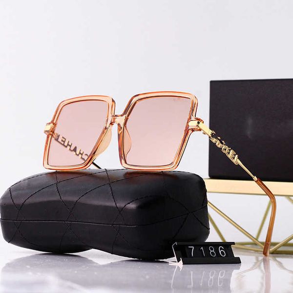 

wholesale of sunglasses new trend square small fragrant sunglasses female, White;black