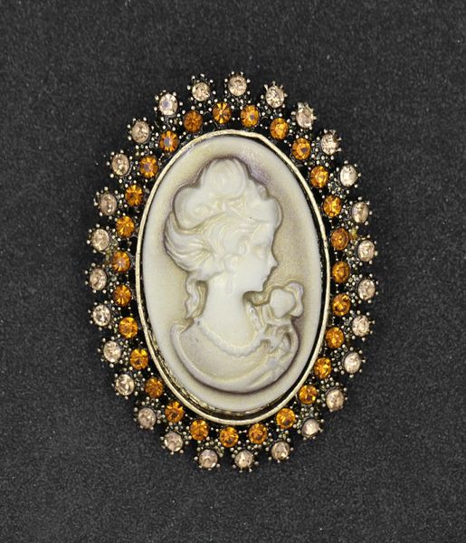 

factory direct assorted styles crystal rhinestones cameo vintage brooch pins for women in antique gold silver colors1014283, Gray