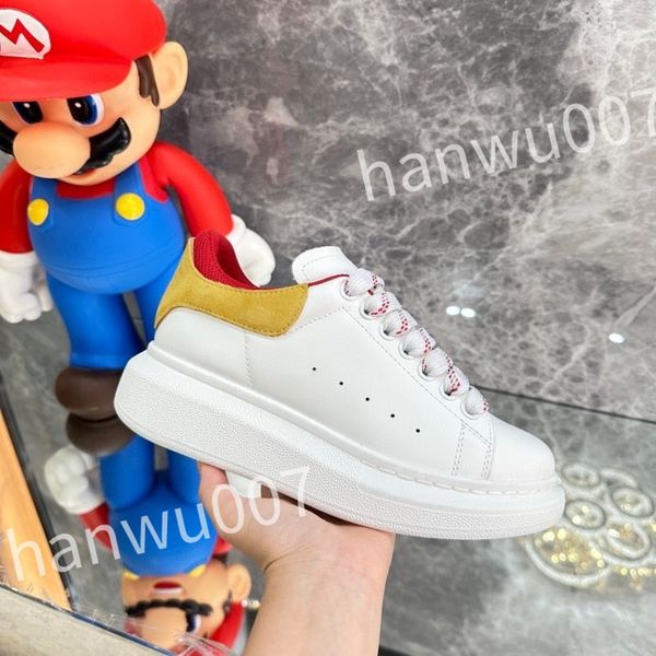 

new luxurys quality designer sneakers calfskin casual shoe fashion reflective shoes men women sneaker vintage trainers leather, Black