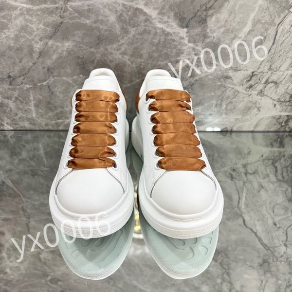 

designers shoes white black men women fashion retro trainers outdoor sports sneakers hiking shoes