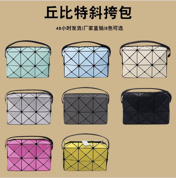 

2023 new l miyake ryokaku cupid box bag small pillow crossbody bag small square box mobile phone bag