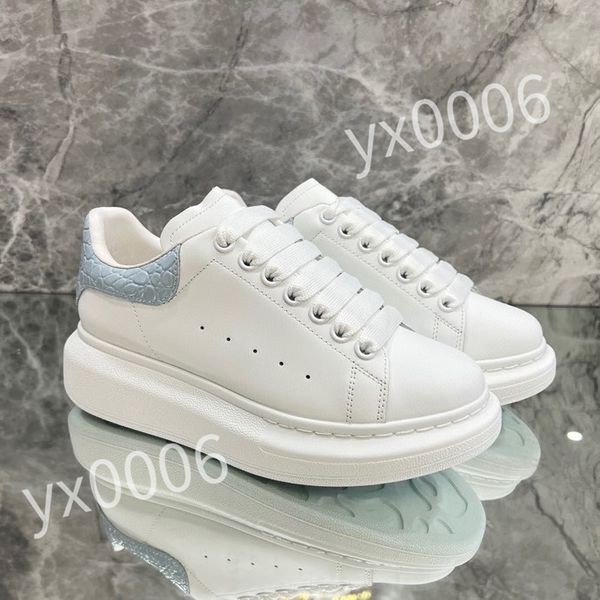 

designers shoes white black men women fashion retro trainers outdoor sports sneakers hiking shoe