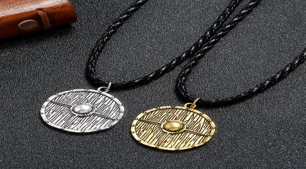 

vintage luxury designer jewelry mens necklace viking pirate myth rune carved mens shield pendants necklaces gifts2118470, Silver